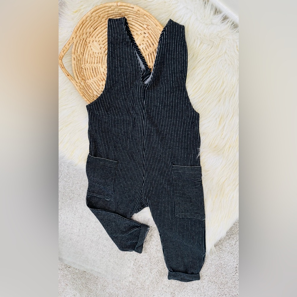 Zara Girls Black Pinstripe Sleeveless Jumper Jumpsuit Size 8/9